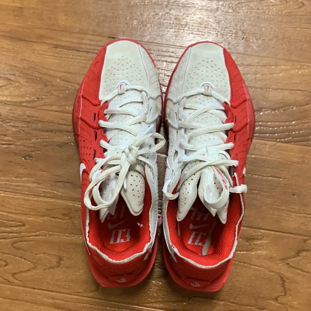 Nike GT Cut 3 Basketball Sneakers